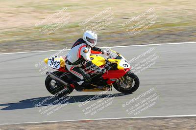 media/Feb-05-2023-Classic Track Day (Sun) [[c35aca4a42]]/Group 2/session 1 turn 9/